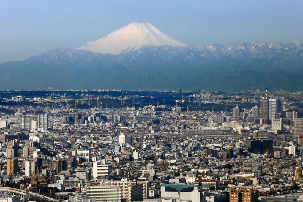 The Japan situation over Diaoyu/Senkaku Islands isn't a new flashpoint. Hongkongers  have to expand our horizons and see beyond local issues. Photo: EPA