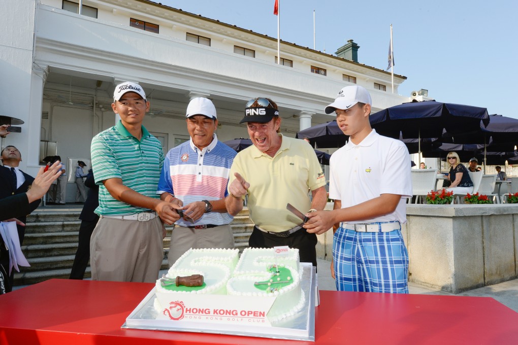Jason Hak, Zhang Lianwei, Miguel Angel Jimenez and Guan Tianlang at the cake-cutting ceremony at the Hong Kong Golf Club. Photos: Richard Castka
