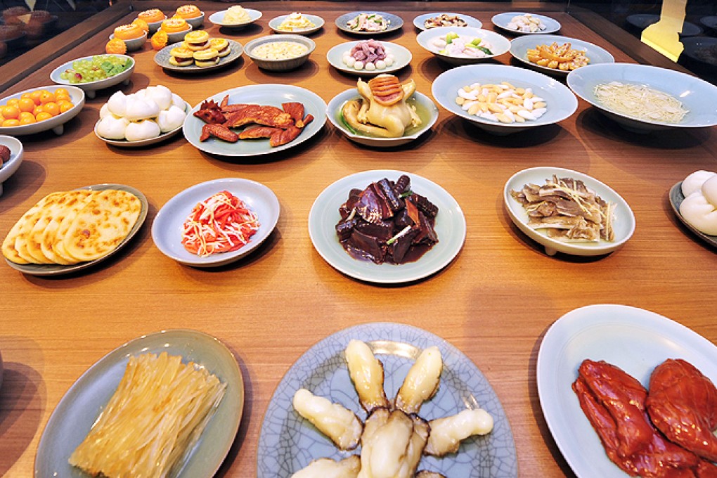 Diners at the 'Five Loaves and Two Fish’ eatery are expected to put whatever money they want to pay into a box. Photo: Xinhua