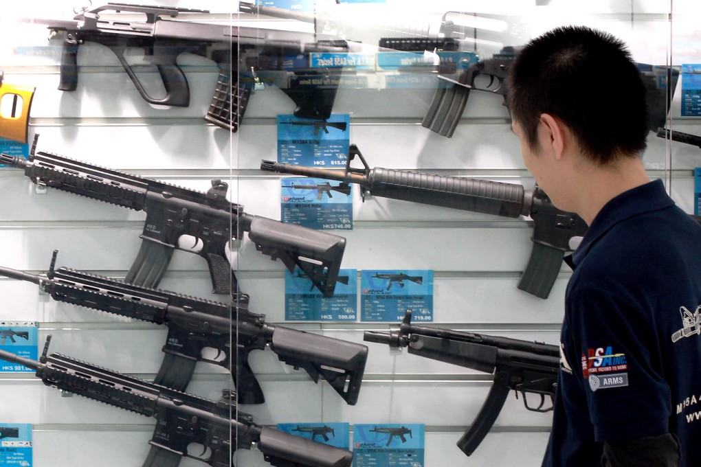 Toy guns on display in a Mong Kok shop. Photo: K. Y. Cheng
