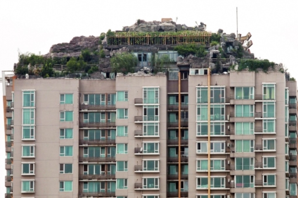 Beijing's infamous rooftop structure at the upscale Park View estate. Photo: Simon Song