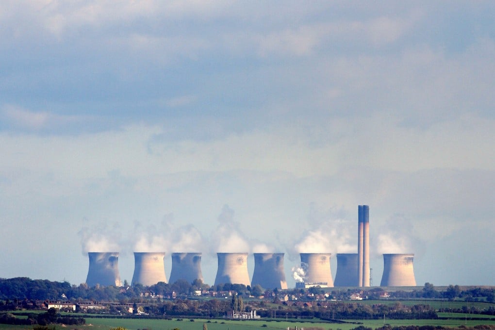 The Ferrybridge power station near Leeds, north of England, will be shuttered within 10 years by its operator, which chose the shutdown over another EU option of fitting the plant with green technology. Photo: AFP