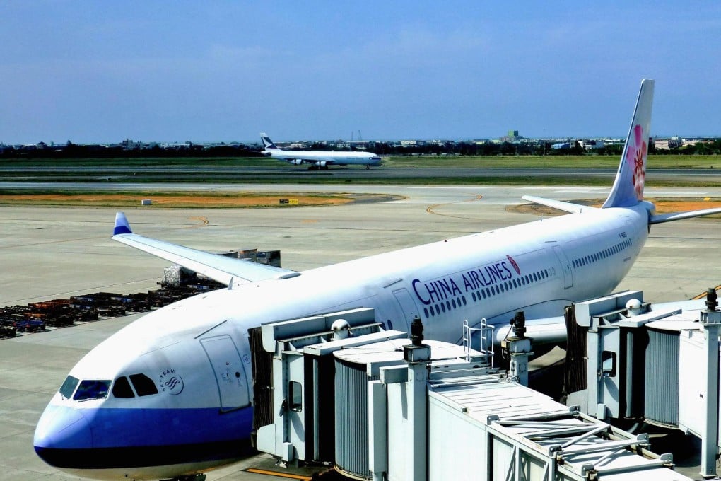 China Airlines will start budget services through a partnership with Singapore-based Tigerair by setting up a venture with paid-up capital of NT$2 billion. Photo: EPA