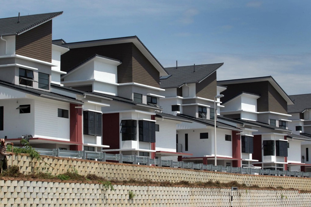 Mainland investors have been buying homes in the world's top cities, including New York, London, Sydney, Vancouver, Singapore and Hong Kong, in recent years.