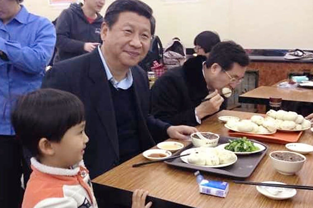 Xi Jinping enjoying steamed buns in a Beijing restaurant. Photo: SCMP Pictures