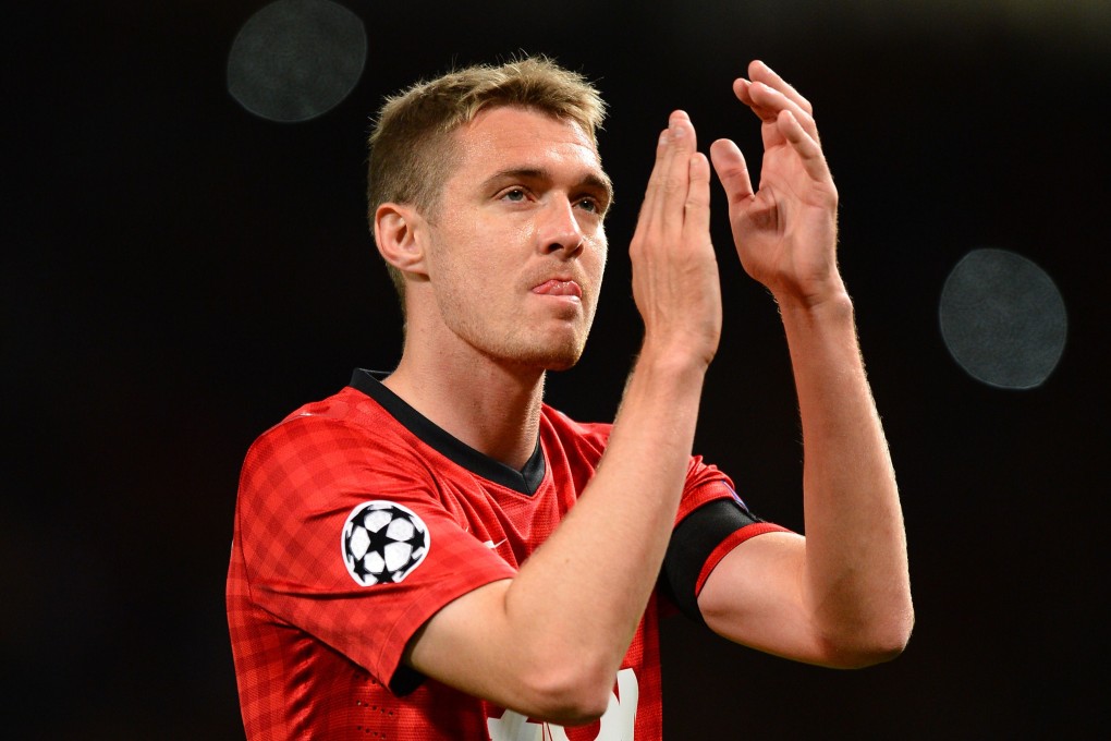 Darren Fletcher feels Manchester United owe it to their fans to play better. Photo: AFP