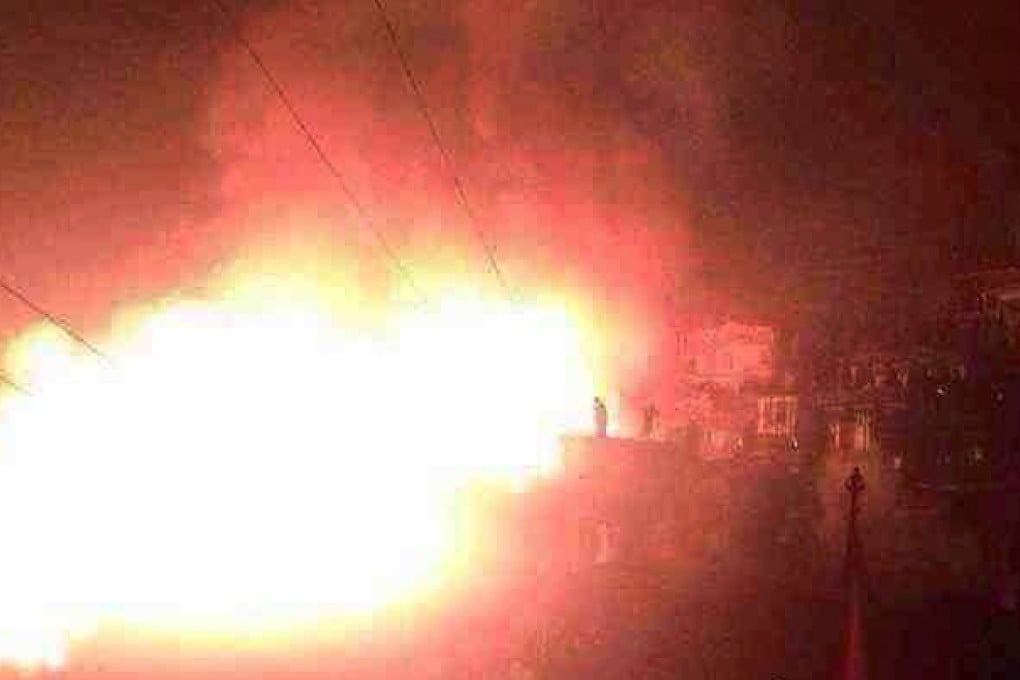 Fire breaks out in Buddhist Institute. Photo: Screenshot via Weibo