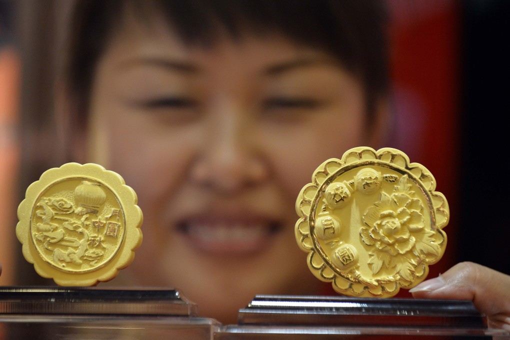 China has overtaken India as the world's largest importer of gold. Photo: Reuters