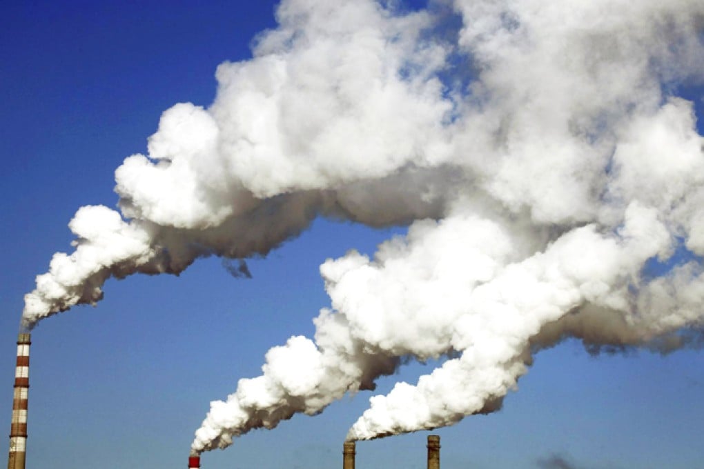 Smoke billows from a heating plant in Jilin. Photo: Reuters