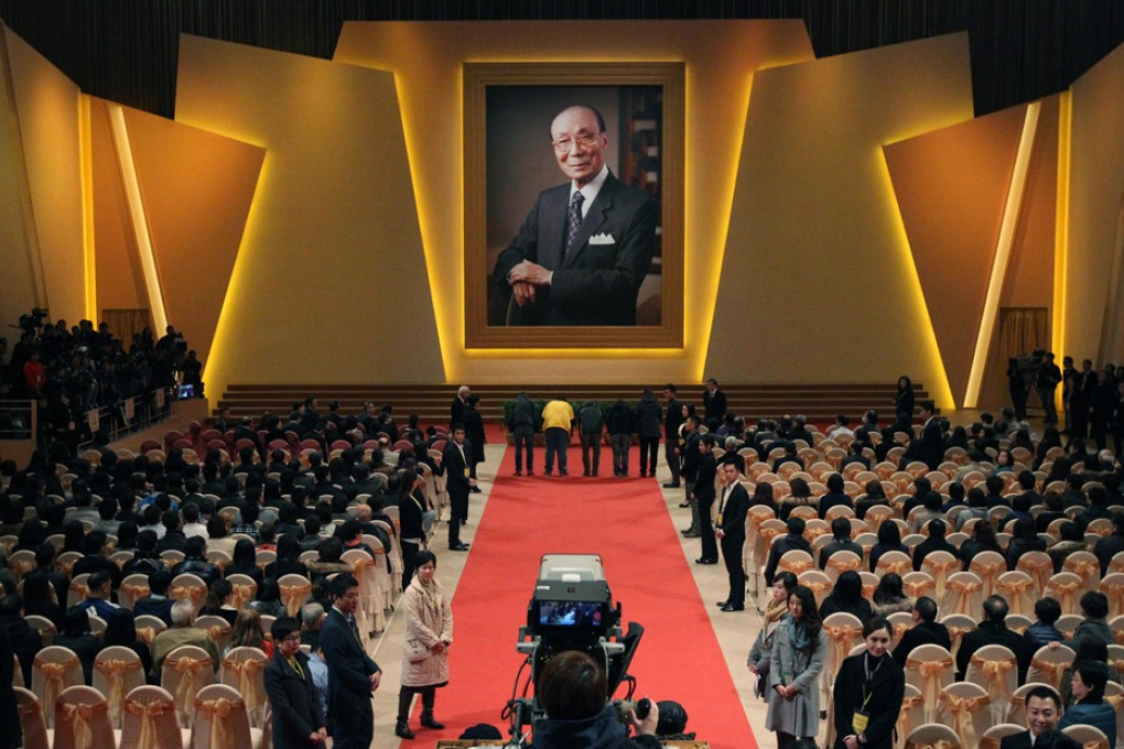 The hall was themed in gold and pink; guests were asked not to wear sombre clothes. Photo: Felix Wong