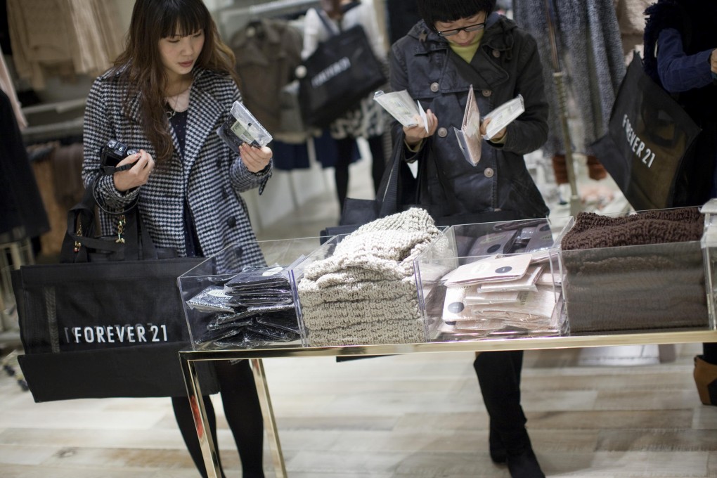 Clothing sales have been strong and Hongkongers are still showing a preference for visiting stores rather than websites. Photo: Bloomberg