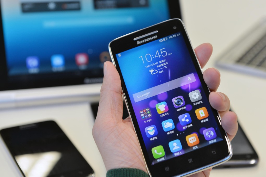 Lenovo proves its commitment to the smartphone market with the US$2.91 billion acquisition last week of Motorola. Photo: Thomas Yau