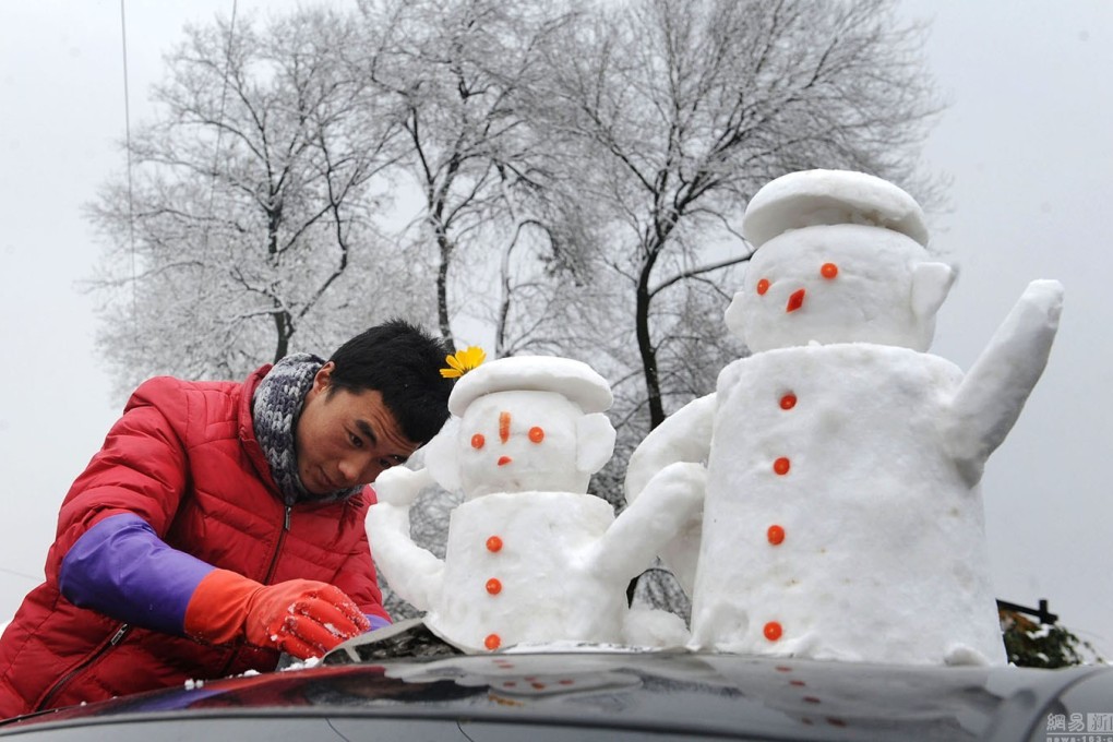 Villagers charged 20 to 30 yuan per snowman. Photo: NetEase