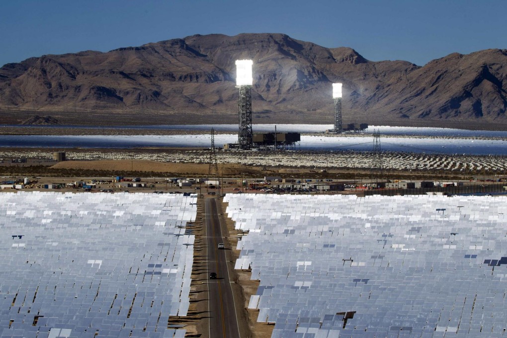 The mirrors at the plant, which is near the California-Nevada border, reflect light towards boilers atop 140-metre-high towers.Photo: Reuters