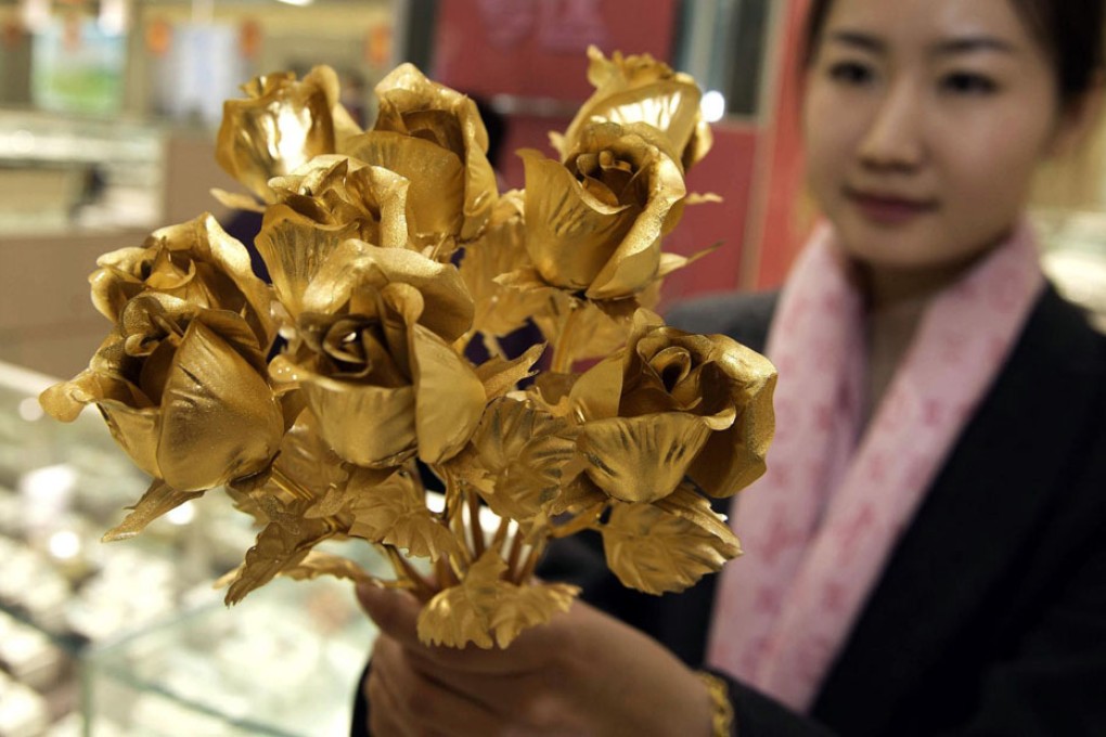 Valentine's Day flowers more expensive because of cold weather