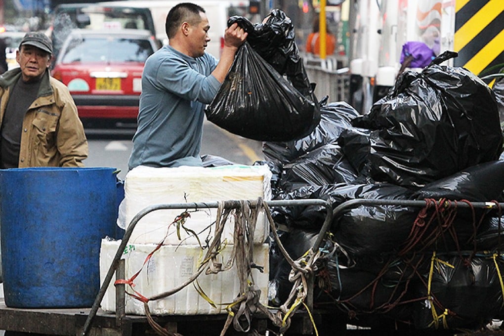 Garbage collection near Luard Road in Wan Chai. Photo: Edward Wong