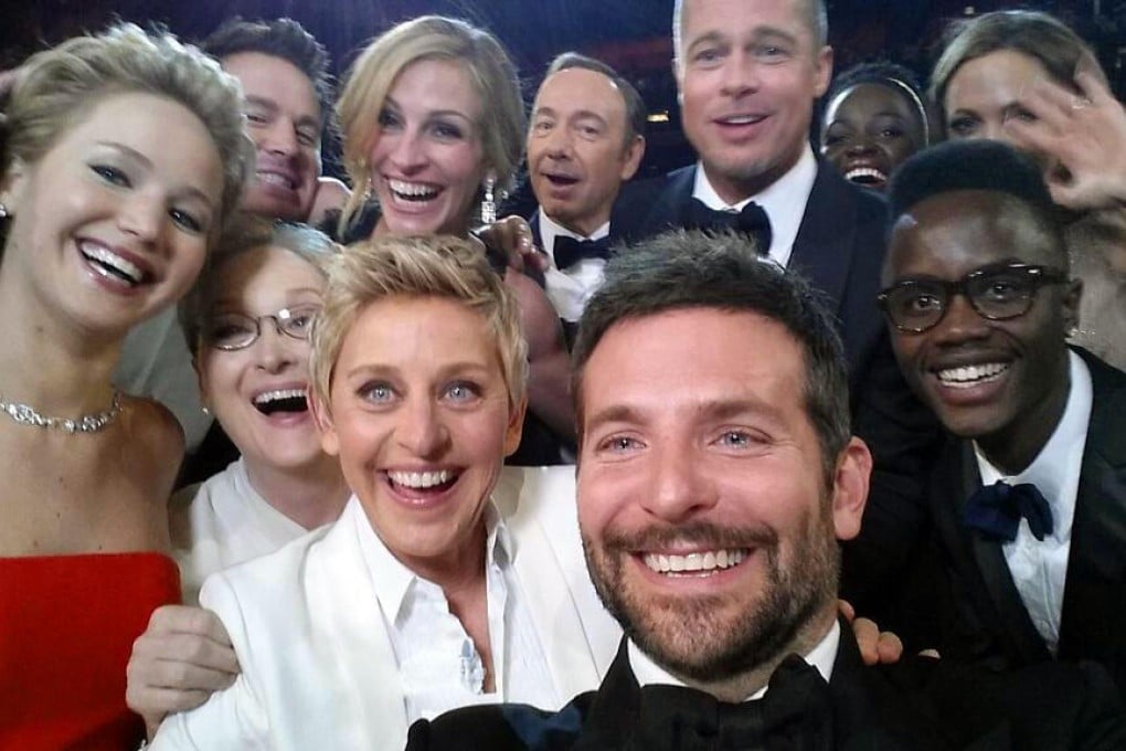 Ellen DeGeneres wins best selfie, with 1.9m retweets