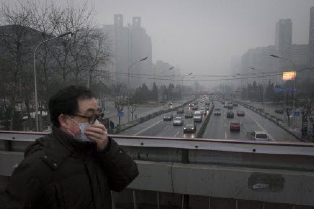 Beijing's second ring road blanketed in smog. Photo: EPA