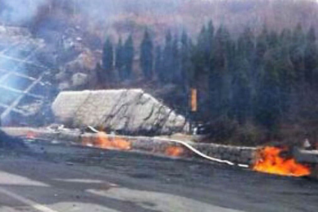 An explosion inside a highway tunnel near Jincheng, Shanxi filled with tankers carrying coal and other flammable materials. Photo: Screenshot via Weibo/Xinhua