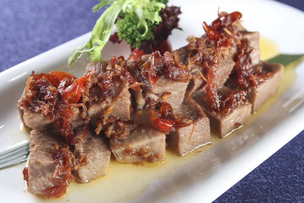 Pomelo skin with dried shrimp roe in abalone sauce. Photos: Nora Tam