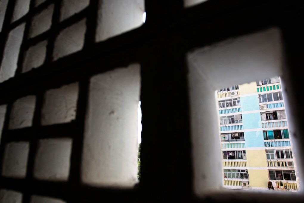 Research by the Observatory and Polytechnic University in the late 1990s found concrete used in the city contains radioactive elements.