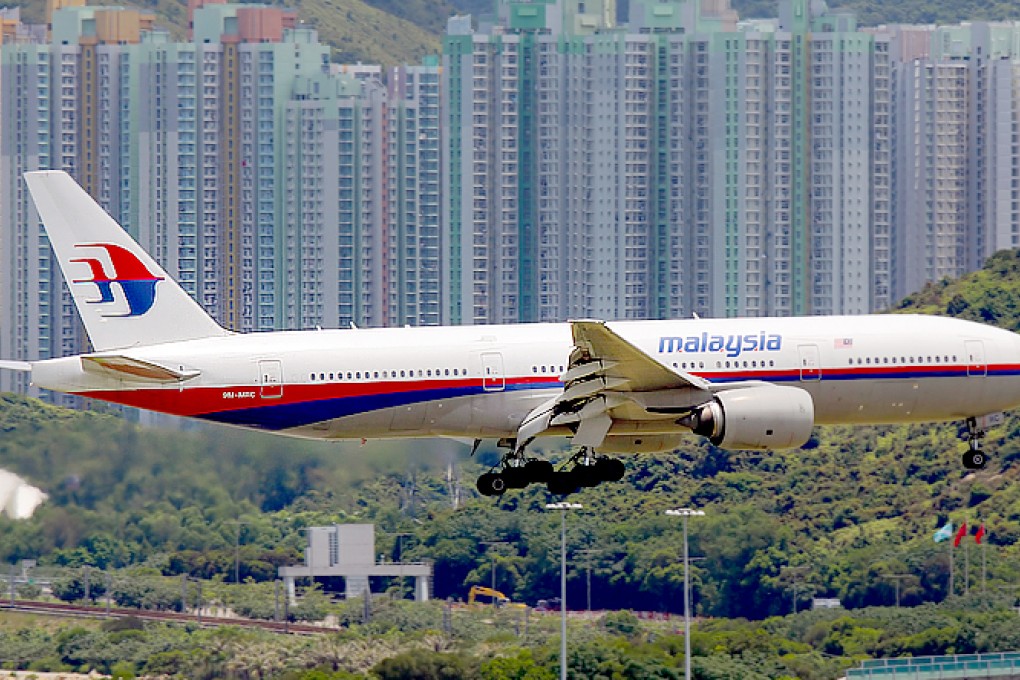 A Malaysia Airlines flight comes in to land at Hong Kong airport in 2012. Photo: Wikipedia