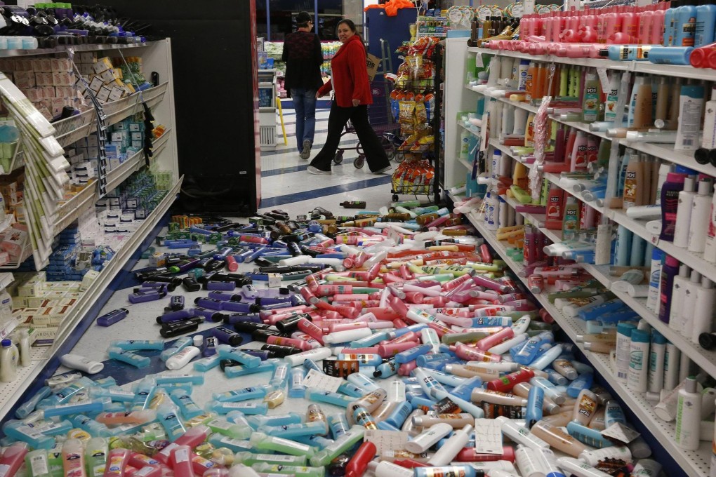 Containers litter a store in Brea, California, after Saturday's earthquake. Experts say the area faces severe loss of life and property should a bigger quake hit. Photo: MTC