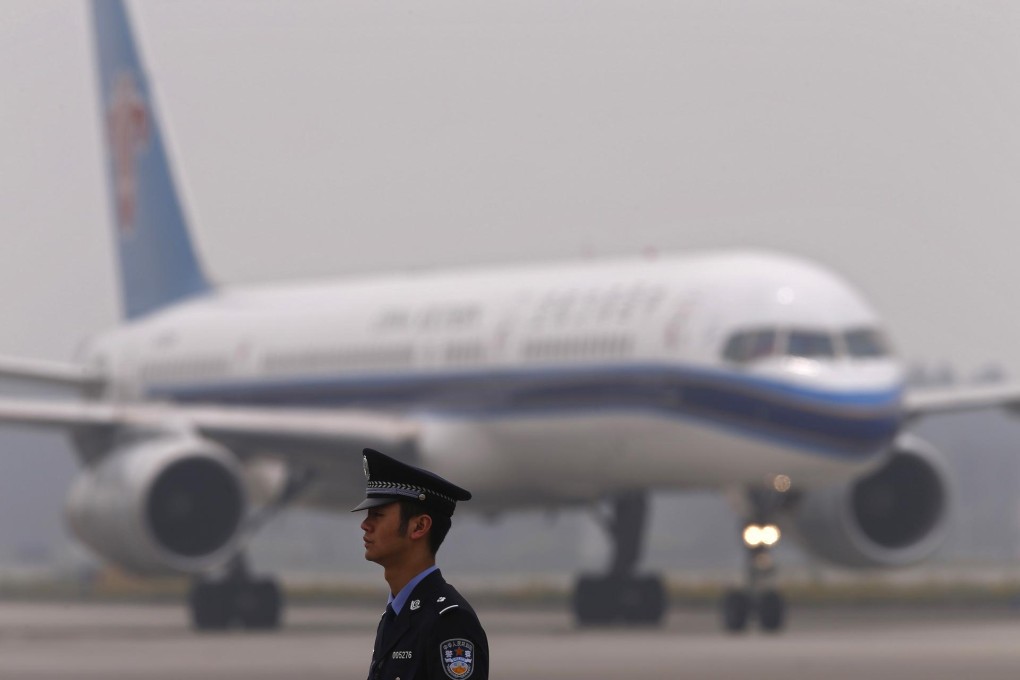 China Southern Airlines says it is looking into the low-cost carrier model in response to falling ticket prices. Photo: Reuters