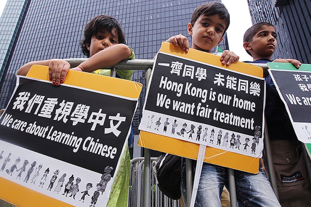 Ethnic minorities petition outside Central Government Offices at Tamar calling for an end to "discriminatory" Chinese education policies. Photo: Nora Tam