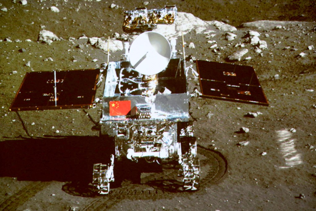 Jade Rabbit starts work on the surface of the moon. Photo: AP