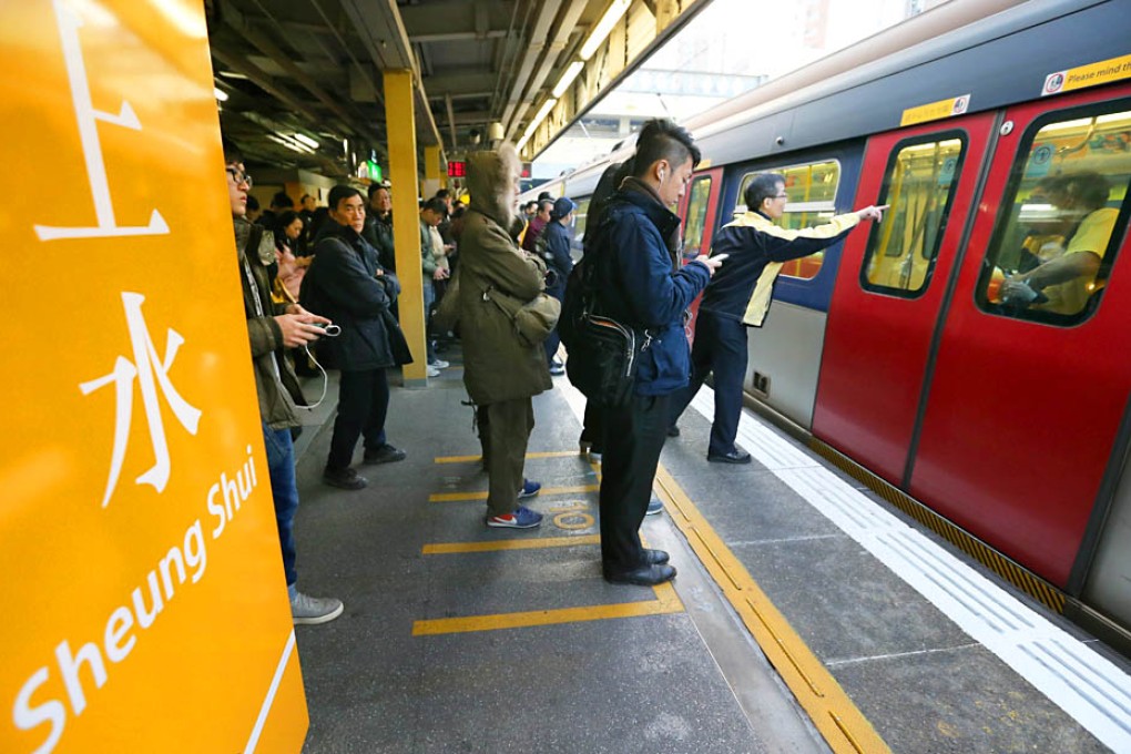 Service on the MTR East Rail Line was suspended for 35 minutes on Sunday morning. Photo: K.Y. Cheng