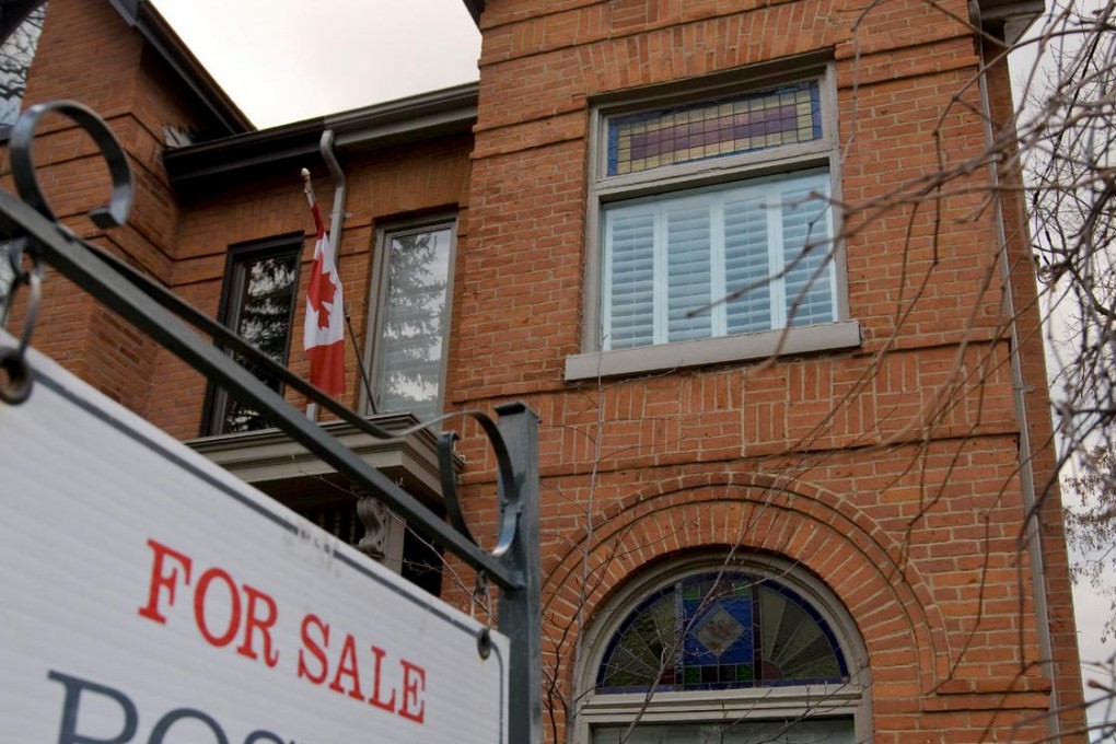 Banks have cut mortgage rates to raise sales. Photo: Bloomberg