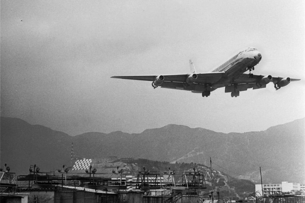 A plane descends over Kowloon City into Kai Tak. Photos: Bloomberg; SCMP