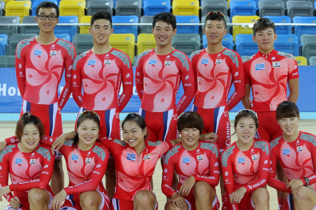 The Hong Kong team (back row from left): Wu Lok-chun, Leung Chun-wing, Cheung King-lok, Cheung King-wai, Law Kwun-wah; (front row from left) Meng Zhaojuan, Diao Xiaojuan, Sarah Lee Wai-sze, Pang Yao, Wong Wan-yiu and Yang Qianyu. Photo: K. Y. Cheng