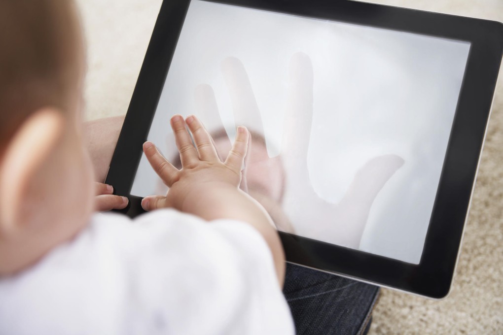 How touch screens can hinder a child's verbal development