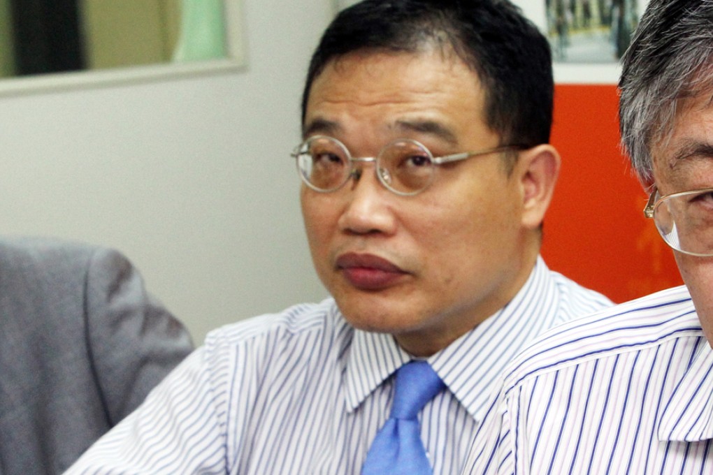 Executive councillor Cheung Chi-kong said people who blamed mainland visitors for the city's crowded trains were reaching the "wrong conclusion". Photo: SCMP