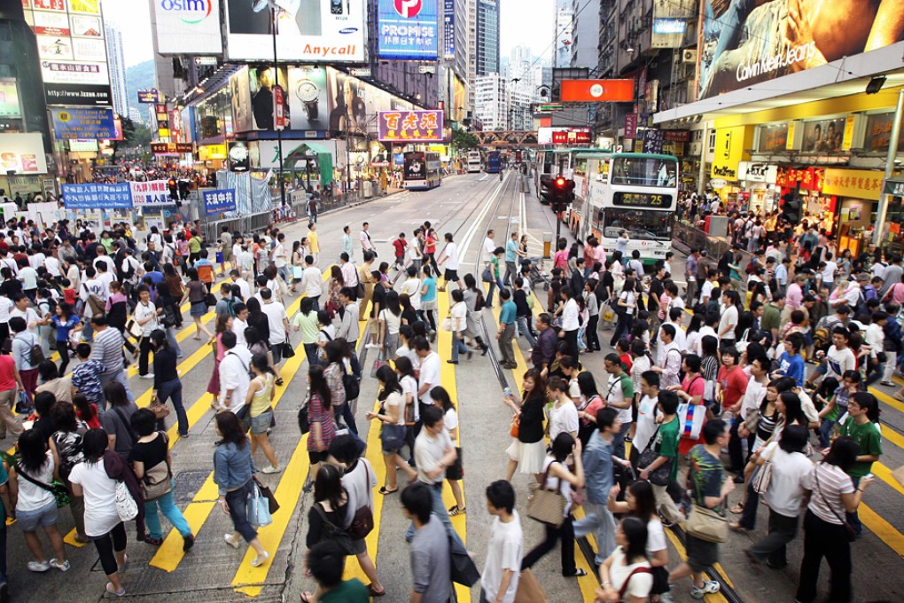 'Drastic' 20pc cut in mainland visitors only one option, says Leung