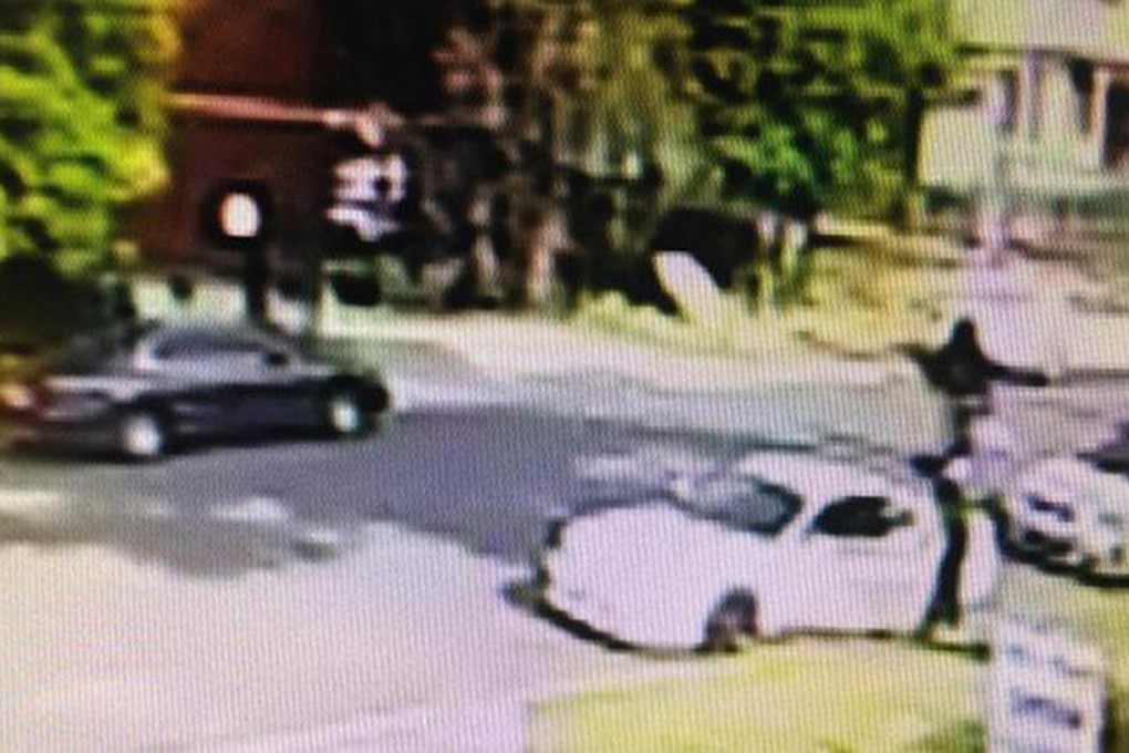 CCTV footage shows a man believed to be Jamie Gao and two Hong Kong men leaving their car. Photo: SMP