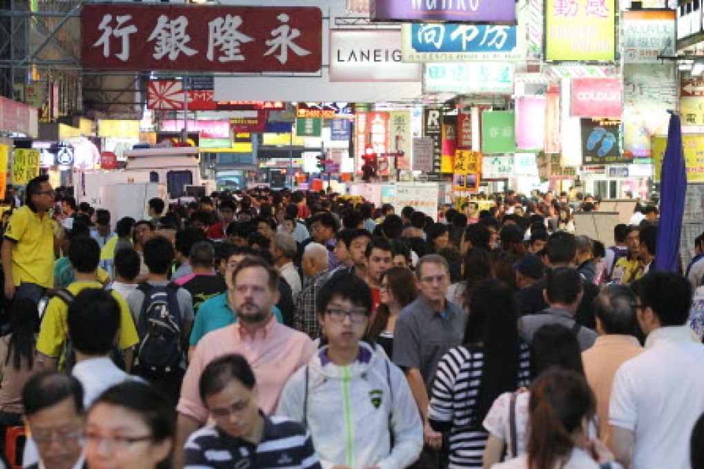 Few Hongkongers actually use English at home or anywhere else. Photo: Sam Tsang