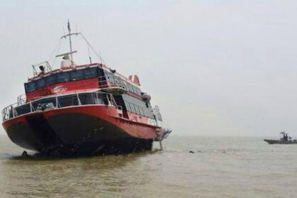 The high-speed ferry was carrying 220 people when it hit the breakwater at about 9.30am after departing Hong Kong about an hour earlier. Photo: SCMP Pictures