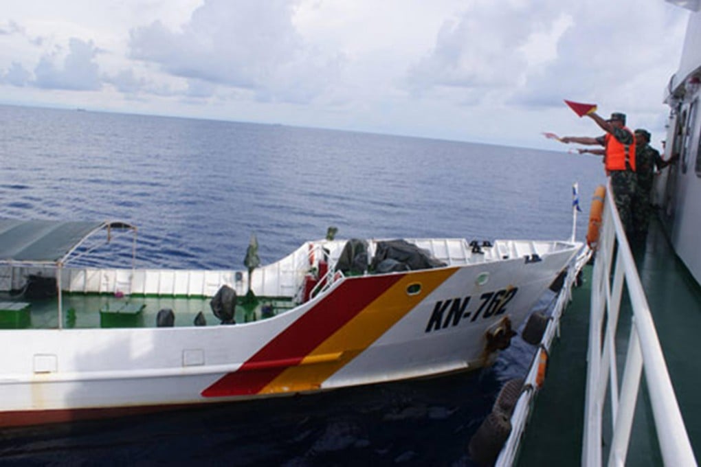 A still from a video showing a Vietnamese ship ramming a Chinese maritime police vessel last month. Photo: SMP