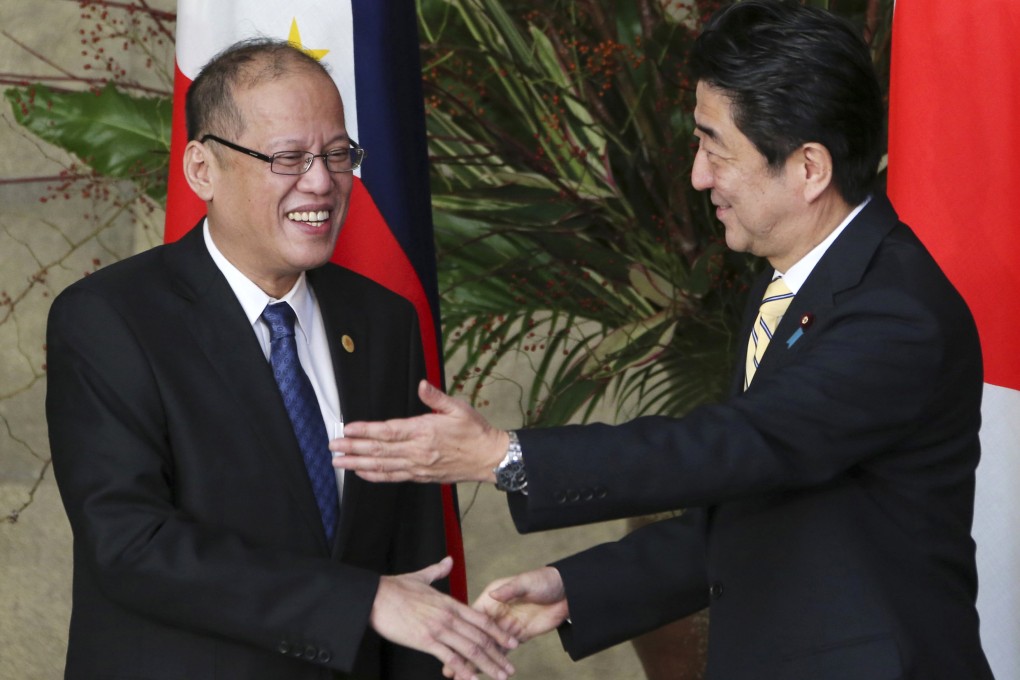 Philippine President Benigno Aquino will meet Japanese Prime Minister Shinzo Abe in a move to deepen ties as the two nations have endured increasingly hostile disputes with China over rival maritime territorial claims. Photo: Reuters