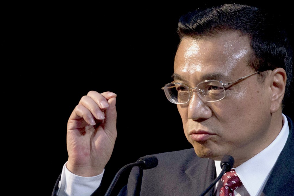 Li Keqiang delivers a speech at a China-Britain Business Council. Photo: Reuters