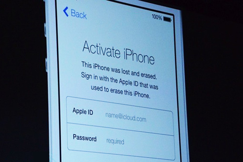The iPhone 5S already has a kill switch.