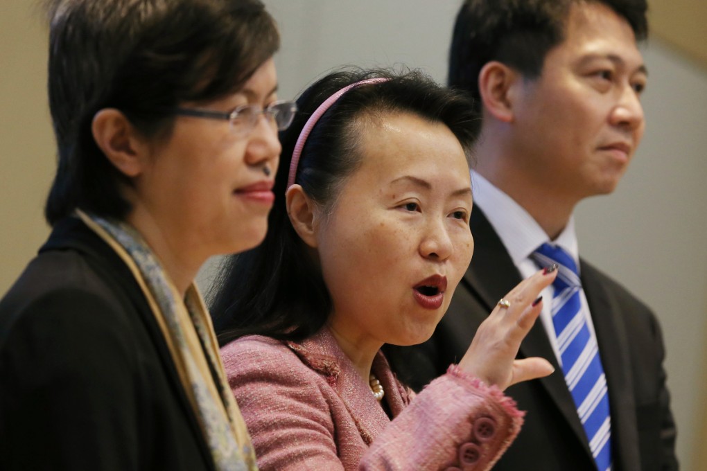 Annie Choi Suk-han, Commissioner of Insurance; Au King-chi, Permanent Secretary for Financial Services and the Treasury; and Eddie Cheung Kwok-choi, deputy secretary for financial services and the treasury, brief the media on the establishment of an Independent Insurance Authority on April 16, 2014. Photo: SCMP/Nora Tam