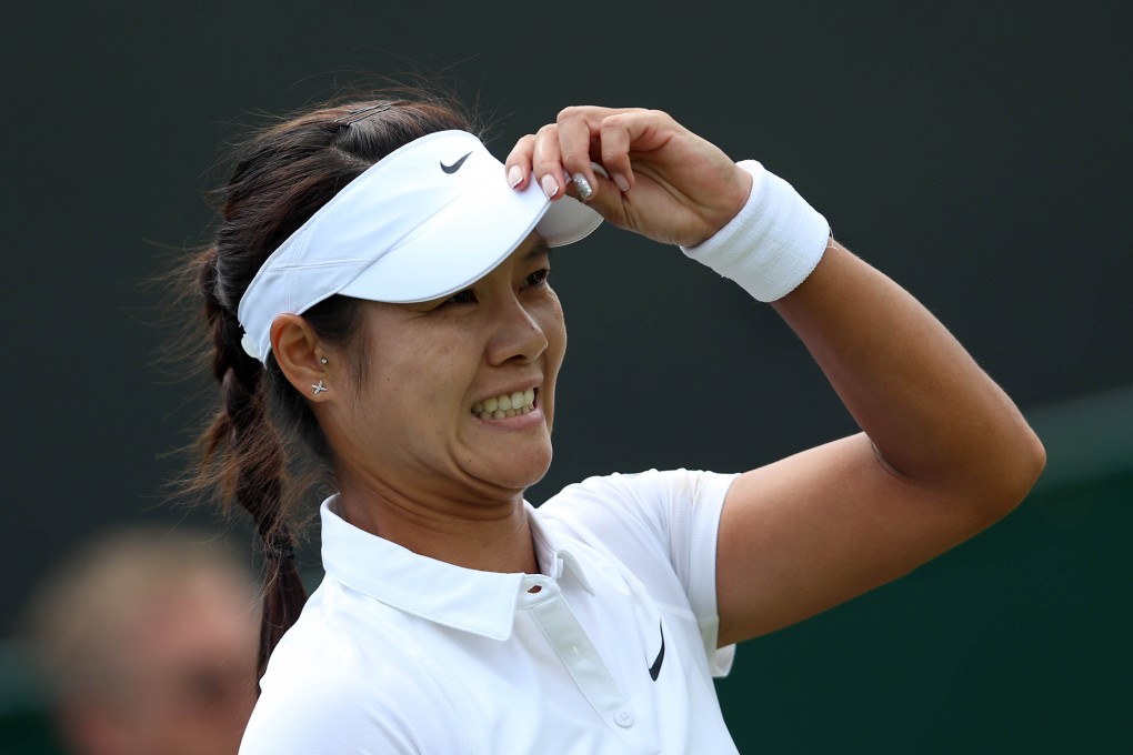 It was all too easy for Li Na against Austria's Yvonne Meusburger  in the second round at Wimbledon. Photo: Xinhua