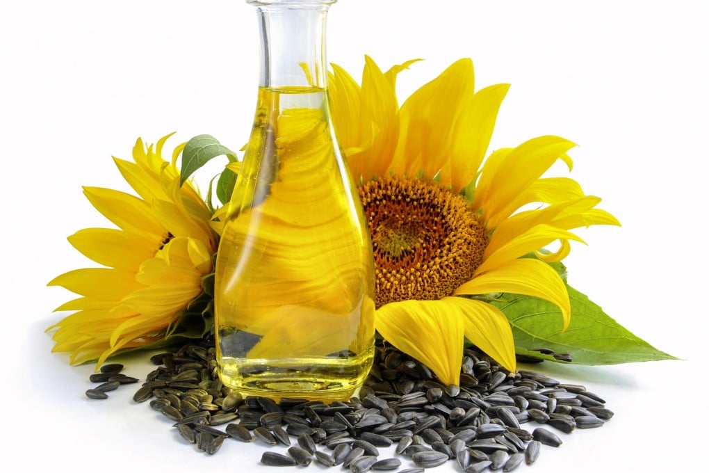 Some vegetable oils can push our cholesterol levels up.