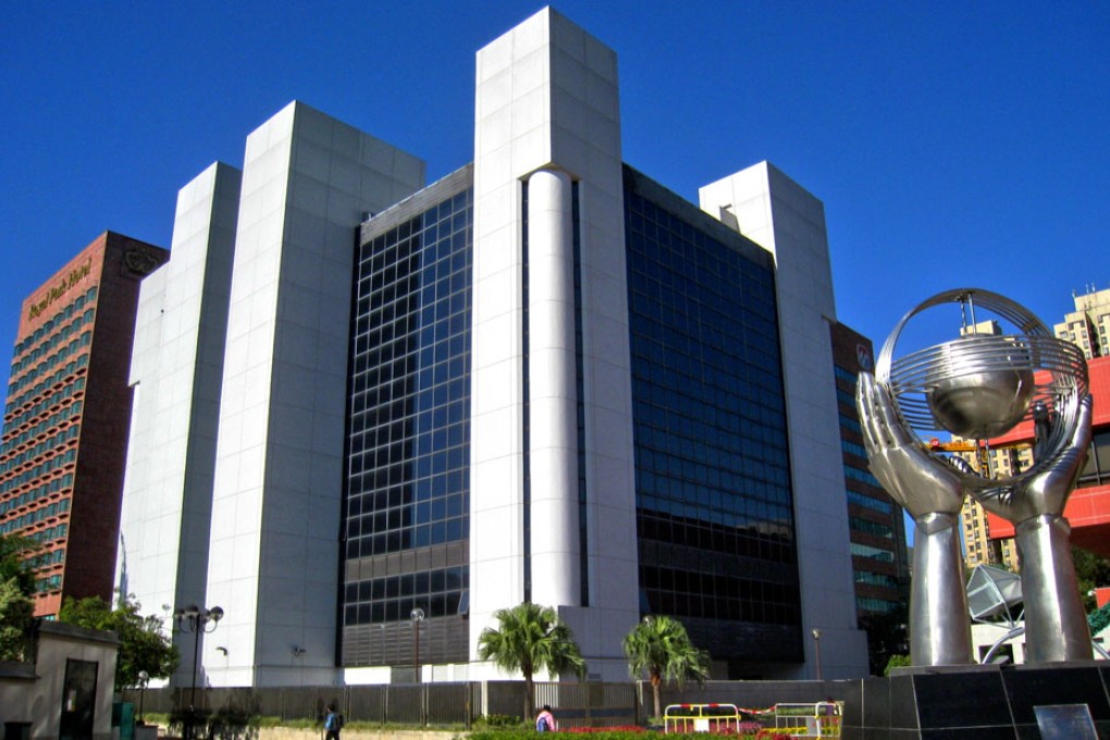 A mainland mother was yesterday sentenced to four months in jail for falsely telling immigration officials she was not coming to the city to give birth.