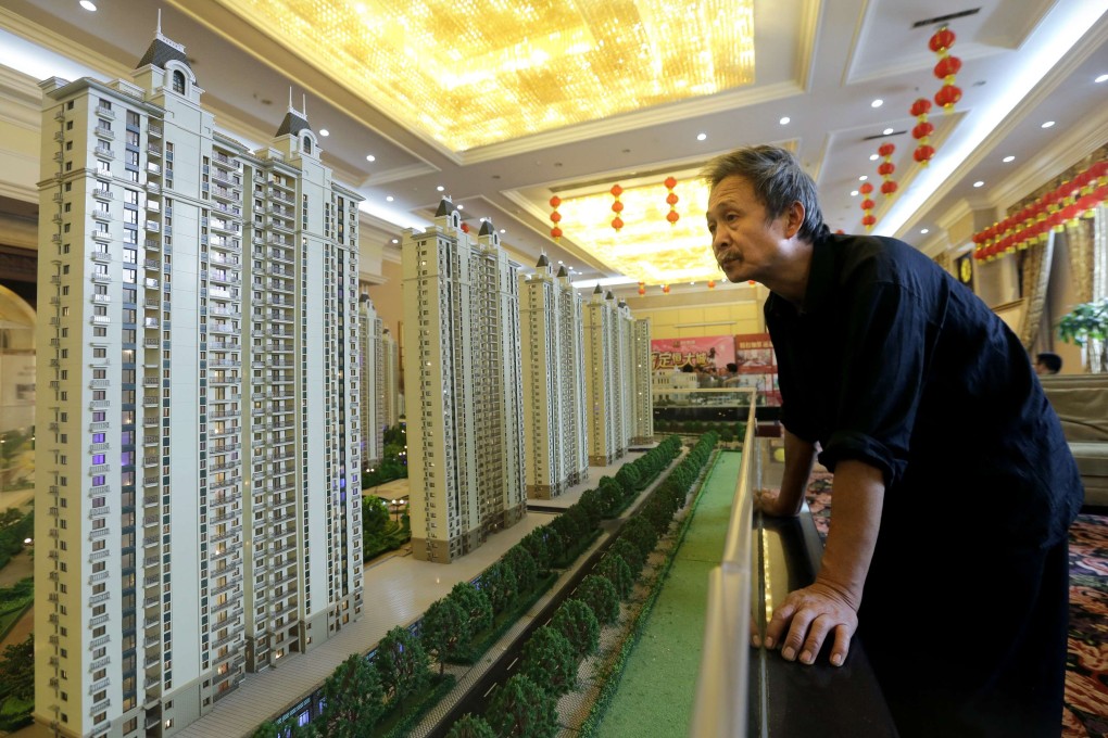 Evergrande's loans skirt government rules that require a minimum deposit of 30 per cent, while buyers who have put down as little as 6 per cent upfront would find it easier to bail if the market turns. Photo: Reuters