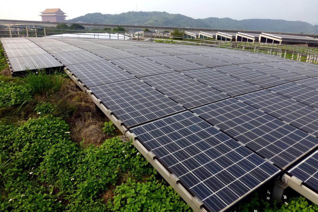 Motech, Taiwan's biggest solar-cell producer, slumped 6.9 per cent to NT$44.40 (HK$11.47), the biggest one-day drop since May 21 last year. Photo: EPA